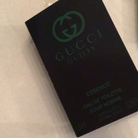 Gucci Card Collection with Burgundy and White 2 set sample - Picture 2 of 4